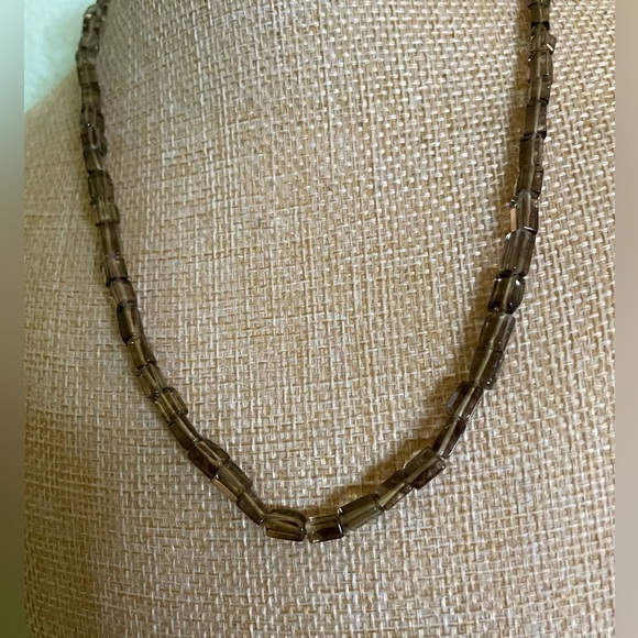 Elegant Brown Beaded Necklace - Picture 4 of 6